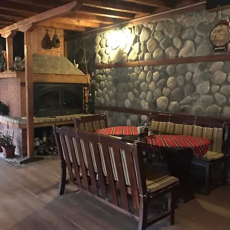 Hotel Семеен Хотел Викторио 3*